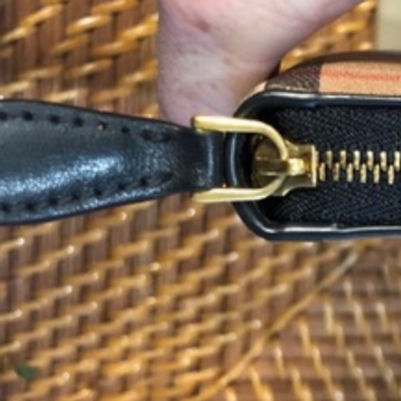 Burberry Wallet New With Tags - Picture 6 of 8